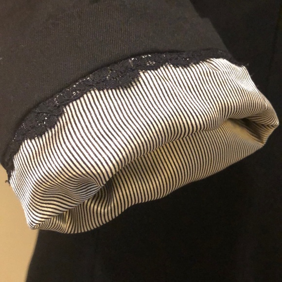 Charlotte Russe Classic lined 1 button blazer, roll satin & lace detail sleeves - Picture 5 of 12